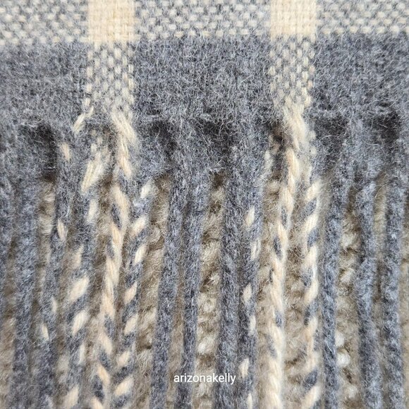 NWT Linea Emmeti Wool Cashmere Scarf Grey Plaid - Picture 5 of 9